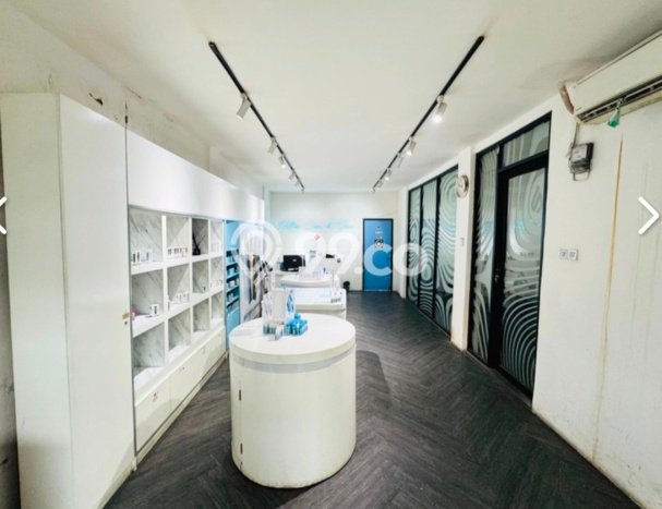 INVESTASI MENGUNTUNGKAN! Ruko di , Luas 360m2m², Kawasan Bisnis INVESTASI MENGUNTUNGKAN! Ruko di , Luas 360m2m², Kawasan Bisnis
