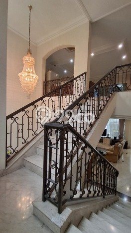 Dijual Rumah Premium dengan Fasilitas Sekitar Lengkap di Kebayoran Baru, Jakarta Selatan Dijual Rumah Premium dengan Fasilitas Sekitar Lengkap di Kebayoran Baru, Jakarta Selatan