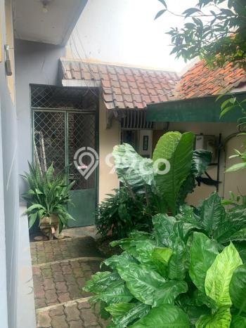 For Sale! Luxury House LT 365m2 Desain Elegan di Gandaria For Sale! Luxury House LT 365m2 Desain Elegan di Gandaria