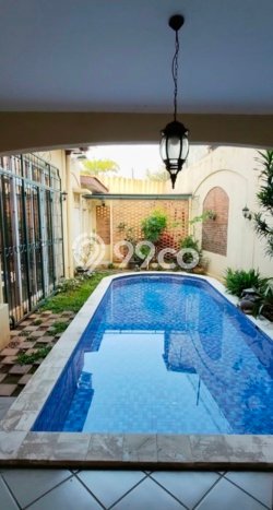 Ready to Use! Premium House LT 262m2 Desain Elegan di Bintaro Ready to Use! Premium House LT 262m2 Desain Elegan di Bintaro
