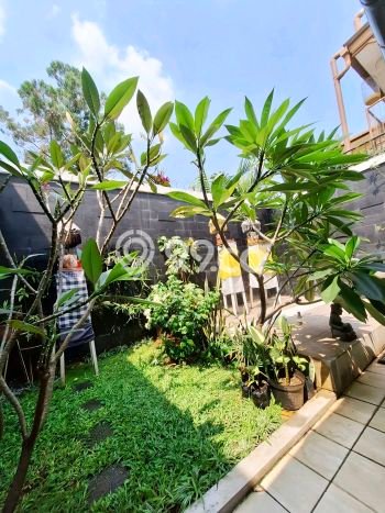 Jual Segera Rumah 7 KT 4 KM di Bintaro, Tangerang Selatan Jual Segera Rumah 7 KT 4 KM di Bintaro, Tangerang Selatan