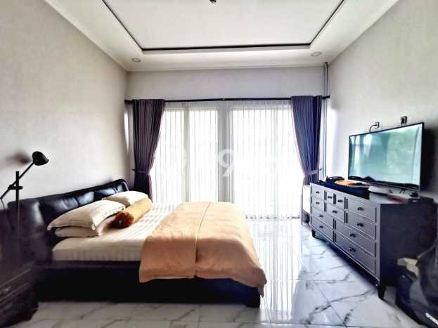 For Sale! Luxury House LT 208m2 Desain Elegan di Bintaro For Sale! Luxury House LT 208m2 Desain Elegan di Bintaro