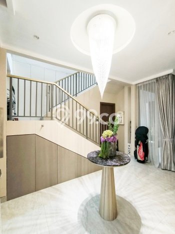 Rumah Elit Modern Tanpa Renovasi di Bintaro Tangerang Selatan Rumah Elit Modern Tanpa Renovasi di Bintaro Tangerang Selatan