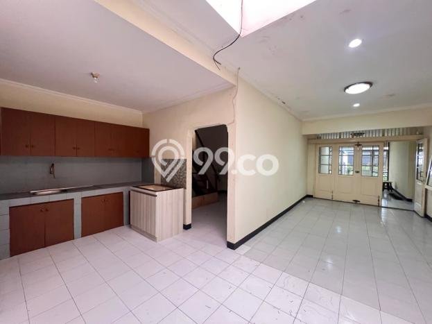 Dijual Rumah Mewah Megah Dengan View Eksklusif di Bintaro, Tangerang Selatan Dijual Rumah Mewah Megah Dengan View Eksklusif di Bintaro, Tangerang Selatan