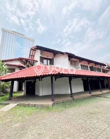 Hunian Mewah LB 250m2 Siap Pakai Desain Elegan di Veteran, Jakarta Selatan Hunian Mewah LB 250m2 Siap Pakai Desain Elegan di Veteran, Jakarta Selatan