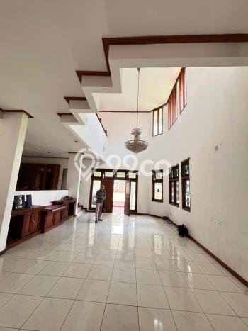Rumah Eksklusif Siap Huni LT 2008m2 di Cinere, Depok Rumah Eksklusif Siap Huni LT 2008m2 di Cinere, Depok