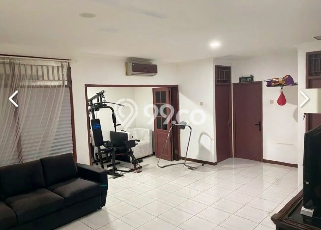 Rumah Minimalis 3 KT di Bintaro Tangerang Selatan Semi Furnished Rumah Minimalis 3 KT di Bintaro Tangerang Selatan Semi Furnished