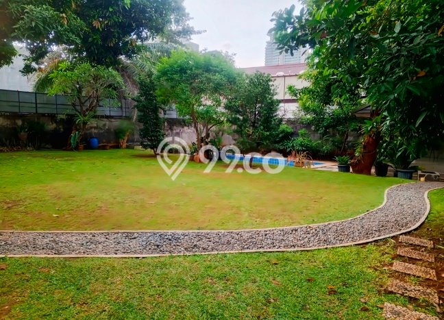 Jual Rumah Mewah Elegan Dengan View Eksklusif di Pondok Indah, Jakarta Selatan Jual Rumah Mewah Elegan Dengan View Eksklusif di Pondok Indah, Jakarta Selatan