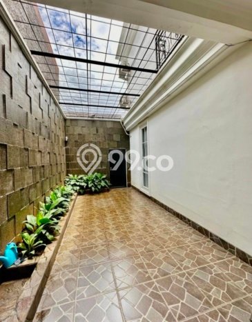 Jual Rumah Mewah Megah Dengan View Eksklusif di Bintaro, Tangerang Selatan Jual Rumah Mewah Megah Dengan View Eksklusif di Bintaro, Tangerang Selatan
