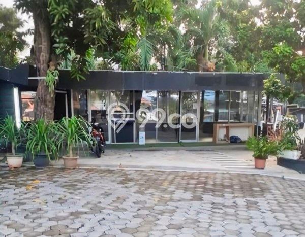 Unit Komersial Dijual di Jakarta Selatan LT 1093m2 & LB 350m2 Unit Komersial Dijual di Jakarta Selatan LT 1093m2 & LB 350m2