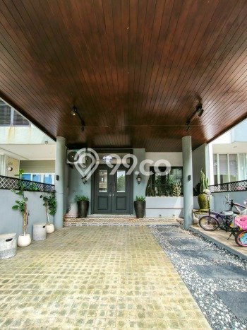 Jual Rumah Luas Elegan Dengan View Eksklusif di Bintaro, Tangerang Selatan Jual Rumah Luas Elegan Dengan View Eksklusif di Bintaro, Tangerang Selatan