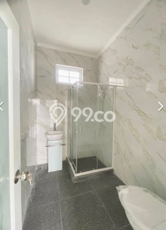 Ready to Use! Premium House LT 285m2 Desain Modern di Rempoa Ready to Use! Premium House LT 285m2 Desain Modern di Rempoa