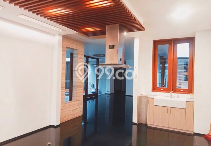 Rumah Elit Modern Siap Huni di Pondok Indah Jakarta Selatan Rumah Elit Modern Siap Huni di Pondok Indah Jakarta Selatan