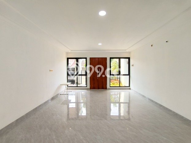 Rumah Mewah LB 280m2 Siap Pakai Desain Elegan di Bintaro, Tangerang Selatan Rumah Mewah LB 280m2 Siap Pakai Desain Elegan di Bintaro, Tangerang Selatan