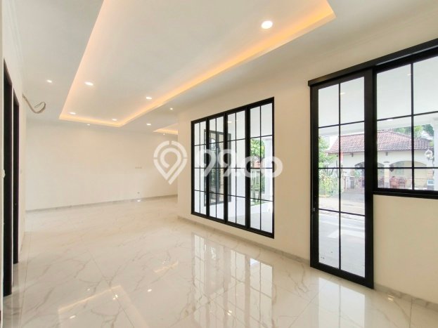 Rumah Luxury Modern Siap Huni di Bintaro Tangerang Selatan Rumah Luxury Modern Siap Huni di Bintaro Tangerang Selatan