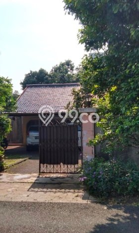 Rumah Luxury Modern Tanpa Renovasi di Lebak Bulus Jakarta Selatan Rumah Luxury Modern Tanpa Renovasi di Lebak Bulus Jakarta Selatan