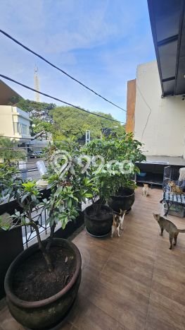 Ruko Dijual di Prime Area Tangerang Selatan Luas 450m2 Ruko Dijual di Prime Area Tangerang Selatan Luas 450m2