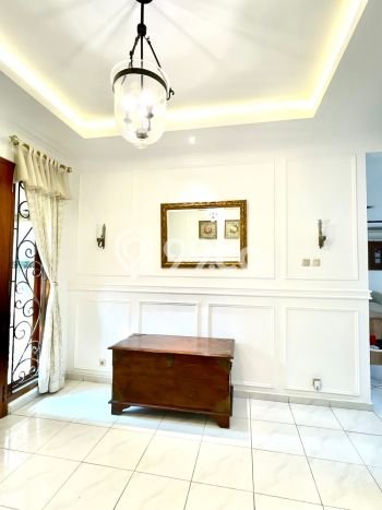 Hunian Mewah LB 350m2 Siap Pakai Desain Elegan di Bintaro, Tangerang Selatan Hunian Mewah LB 350m2 Siap Pakai Desain Elegan di Bintaro, Tangerang Selatan