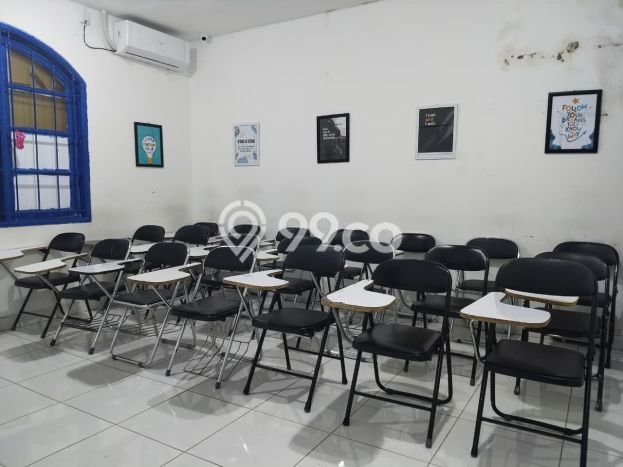 Unit Komersial Dijual di Tangerang Selatan LT 300m2 & LB 200m2 Unit Komersial Dijual di Tangerang Selatan LT 300m2 & LB 200m2