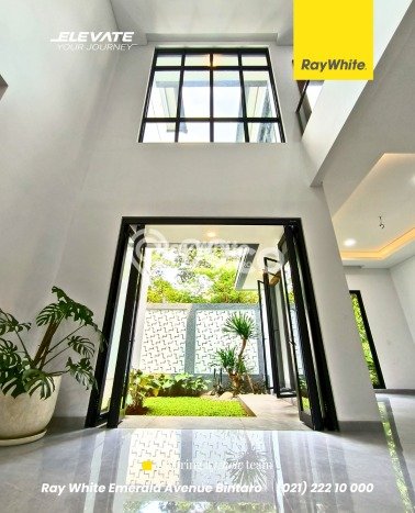 Hot Offer Hunian Mewah Ideal dan Luas di BSD, Tangerang Selatan Hot Offer Hunian Mewah Ideal dan Luas di BSD, Tangerang Selatan