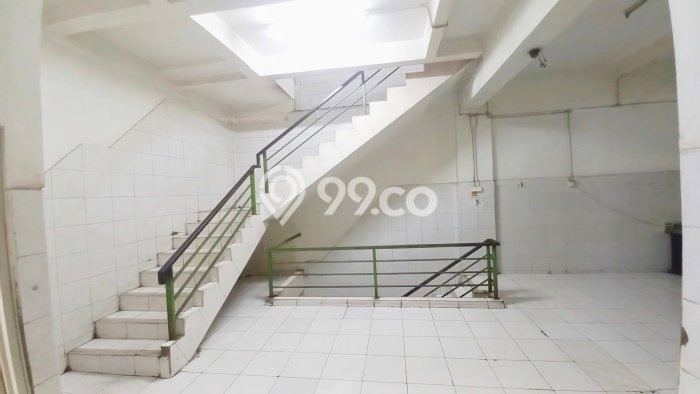 Untuk Dijual! Ruko di Veteran Jakarta Selatan LT 247m2 / LB 368m2 Kawasan Bisnis Untuk Dijual! Ruko di Veteran Jakarta Selatan LT 247m2 / LB 368m2 Kawasan Bisnis