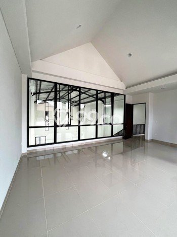 FOR SALE! Gudang di Pantai Indah Kapuk 2 Jakarta Utara, LT 270m2, LB 291m2 FOR SALE! Gudang di Pantai Indah Kapuk 2 Jakarta Utara, LT 270m2, LB 291m2
