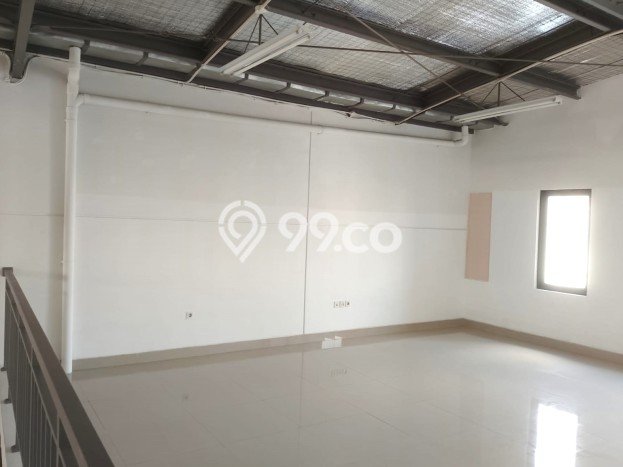Untuk Disewa Gudang di BSD Tangerang Selatan LT 120m2, LB 211m2 Untuk Disewa Gudang di BSD Tangerang Selatan LT 120m2, LB 211m2
