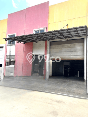 Unit Gudang Dijual di Cakung Jakarta Timur 126m2 Unit Gudang Dijual di Cakung Jakarta Timur 126m2