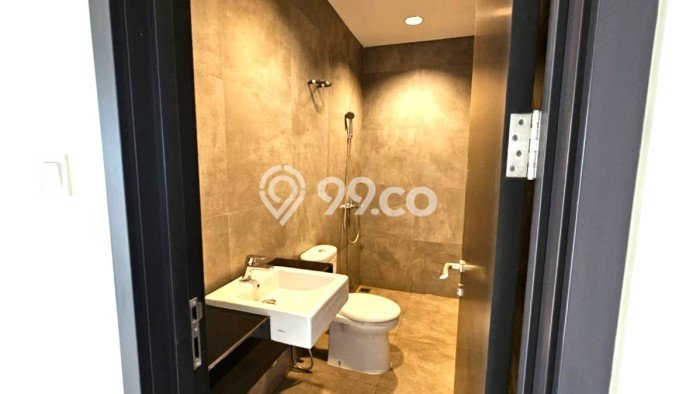Jual Rumah Luas Elegan Dengan View Eksklusif di Metland Menteng, Jakarta Timur Jual Rumah Luas Elegan Dengan View Eksklusif di Metland Menteng, Jakarta Timur