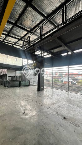 Area Ramai! Kantor Dijual di Kemang untuk Bisnis Luas Bangunan 3000m2 Area Ramai! Kantor Dijual di Kemang untuk Bisnis Luas Bangunan 3000m2