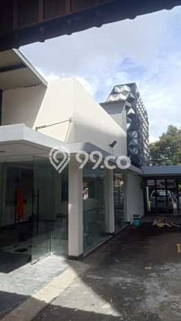 Disewakan Kantor di Kebayoran Baru Jakarta Selatan LT 600m2, LB 400m2 Disewakan Kantor di Kebayoran Baru Jakarta Selatan LT 600m2, LB 400m2