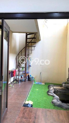 Ready to Use! Luxury House LT 144m2 Desain Elegan di Harapan Indah Ready to Use! Luxury House LT 144m2 Desain Elegan di Harapan Indah