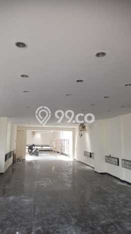 Disewakan Kantor di Kebayoran Baru Jakarta Selatan LT 600m2, LB 400m2 Disewakan Kantor di Kebayoran Baru Jakarta Selatan LT 600m2, LB 400m2