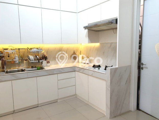 Rumah Mewah Dijual LT 100m2 di Kelapa Gading, Jakarta Utara Rumah Mewah Dijual LT 100m2 di Kelapa Gading, Jakarta Utara