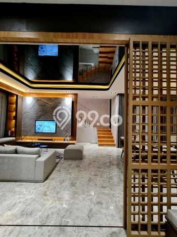 Dijual Rumah Mewah Elegan Dengan View Eksklusif di Jakarta Garden City, Jakarta Timur Dijual Rumah Mewah Elegan Dengan View Eksklusif di Jakarta Garden City, Jakarta Timur