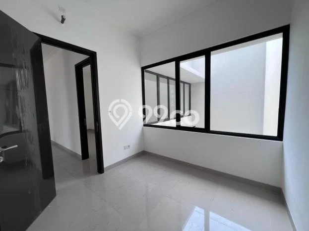Disewakan! Rumah 3 Kamar Tidur &
3 Kamar Mandi di Pantai Indah Kapuk 2, Jakarta Utara Disewakan! Rumah 3 Kamar Tidur &
3 Kamar Mandi di Pantai Indah Kapuk 2, Jakarta Utara