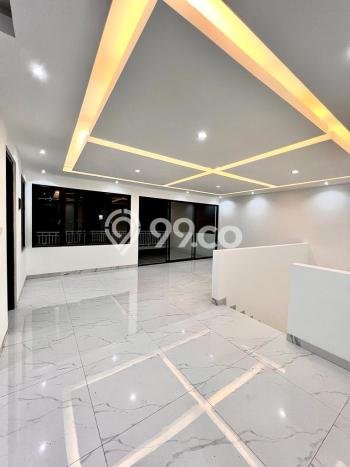 Dijual Rumah Luas Elegan Dengan View Cantik di Pluit, Jakarta Utara Dijual Rumah Luas Elegan Dengan View Cantik di Pluit, Jakarta Utara