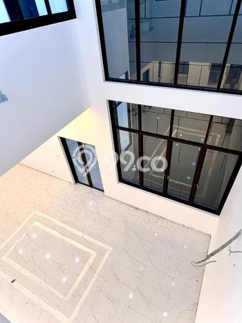 Dijual Rumah Luas Elegan Dengan View Cantik di Pluit, Jakarta Utara Dijual Rumah Luas Elegan Dengan View Cantik di Pluit, Jakarta Utara