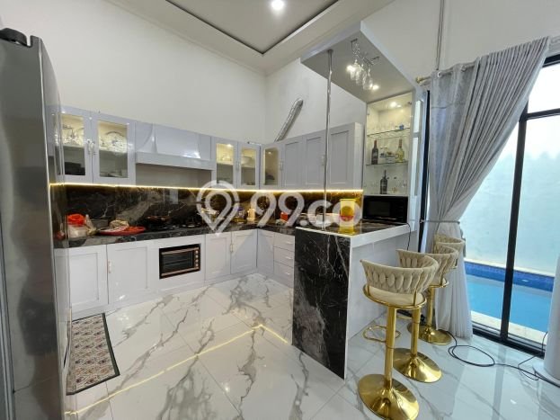 Rumah Mewah Dijual LT 600m2 di Serpong, Tangerang Selatan Rumah Mewah Dijual LT 600m2 di Serpong, Tangerang Selatan