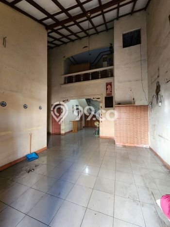 Jual Rumah Strategis Bagus Punya 6 KT di Karawaci Tangerang SHM Jual Rumah Strategis Bagus Punya 6 KT di Karawaci Tangerang SHM