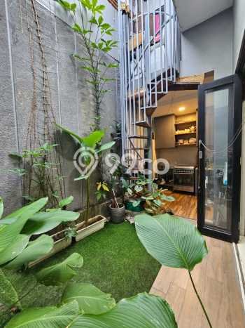 Hunian Super Elit dengan Akses Paling Strategis di Bintaro, Tangerang Selatan Hunian Super Elit dengan Akses Paling Strategis di Bintaro, Tangerang Selatan