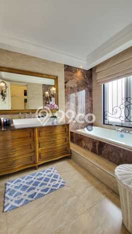 For Sale! Luxury House LT 437m2 Desain Elegan di Bintaro For Sale! Luxury House LT 437m2 Desain Elegan di Bintaro