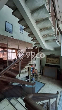 Rumah Eksklusif Dijual LT 891m2 di Kebayoran Lama, Jakarta Selatan Rumah Eksklusif Dijual LT 891m2 di Kebayoran Lama, Jakarta Selatan