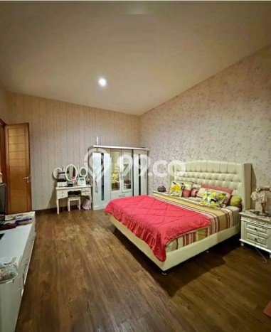 Dijual Rumah Luas Elegan Dengan View Eksklusif di Bintaro, Tangerang Selatan Dijual Rumah Luas Elegan Dengan View Eksklusif di Bintaro, Tangerang Selatan