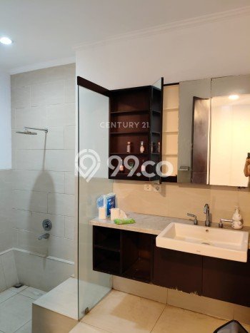 Hunian Mewah LB 160m2 Siap Huni Desain Elegan di Gandaria, Jakarta Selatan Hunian Mewah LB 160m2 Siap Huni Desain Elegan di Gandaria, Jakarta Selatan