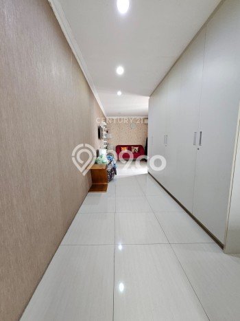 Rumah Elit Modern Tanpa Renovasi di Bintaro Tangerang Selatan Rumah Elit Modern Tanpa Renovasi di Bintaro Tangerang Selatan