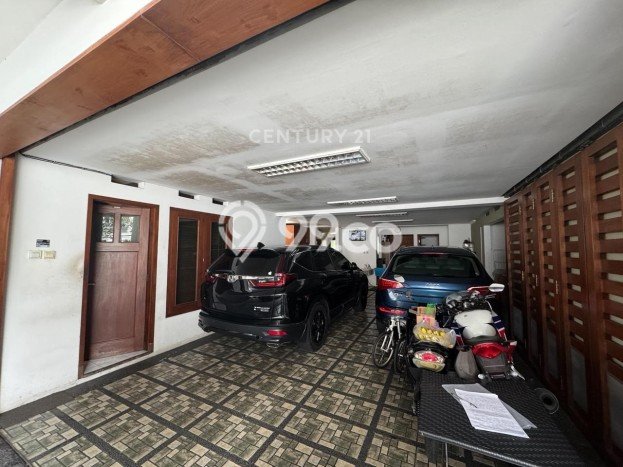 Hot Offer Hunian Premium Ideal dan Luas di Kebayoran Baru, Jakarta Selatan Hot Offer Hunian Premium Ideal dan Luas di Kebayoran Baru, Jakarta Selatan