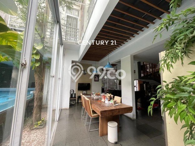 Rumah Luxury Modern Tanpa Renovasi di Petukangan Jakarta Selatan Rumah Luxury Modern Tanpa Renovasi di Petukangan Jakarta Selatan