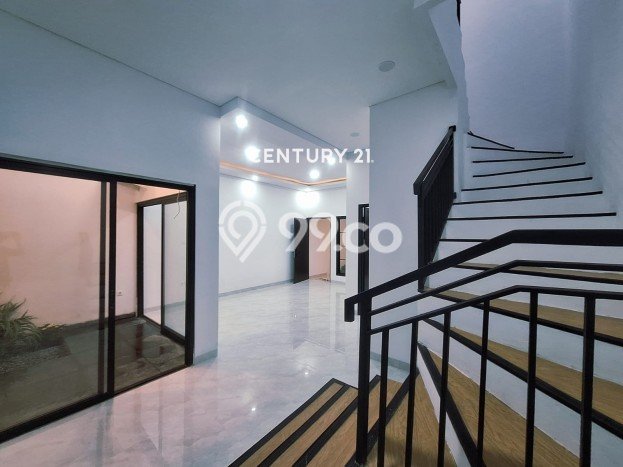 For Sale Hunian Rumah Terawat 3 Kamar di Bintaro, Jakarta Selatan For Sale Hunian Rumah Terawat 3 Kamar di Bintaro, Jakarta Selatan