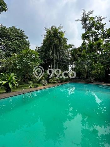 Hunian Eksklusif Siap Huni LT 2120m2 di Ciputat, Tangerang Selatan Hunian Eksklusif Siap Huni LT 2120m2 di Ciputat, Tangerang Selatan